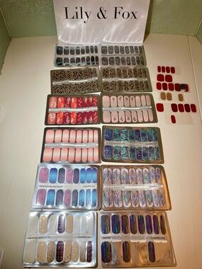 LILY & FOX GLITTER NAIL POLISH STRIPS MIXED THEME NWT 10 NEW SETS PLUS PARTIAL